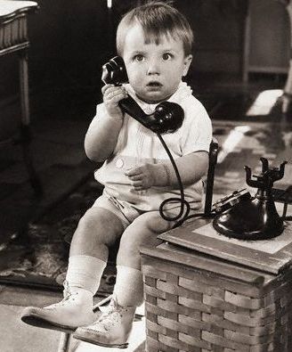 niño telefono